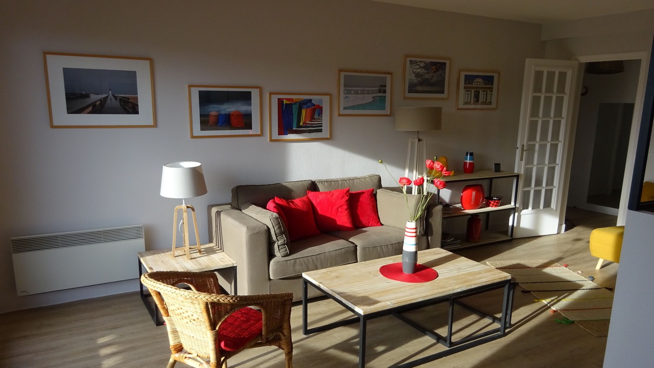 Photo of Livingroom in Deauville City Centre