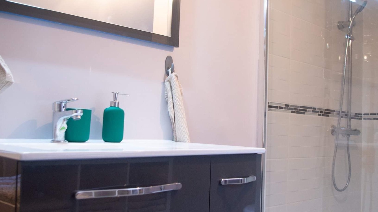 Photo of Bathroom in Louestault