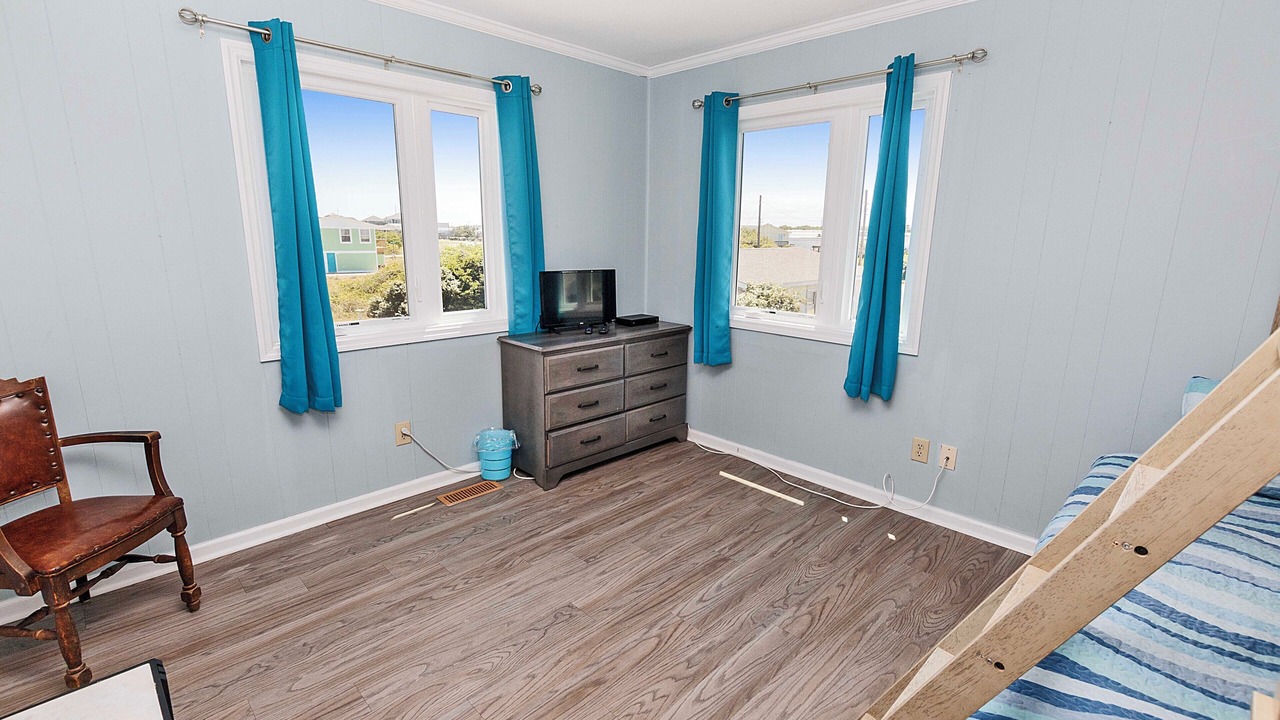 Photo of Bedroom in Colington