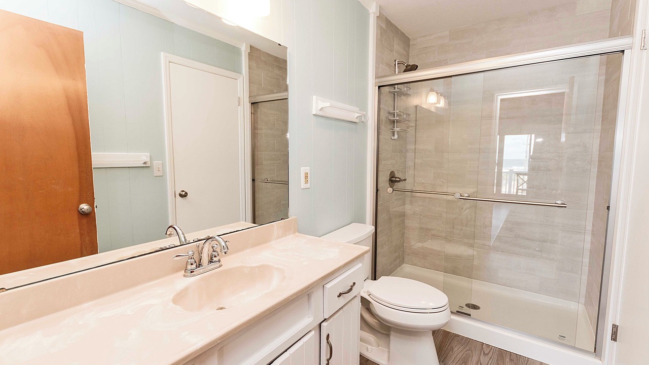 Photo of Bathroom in Colington
