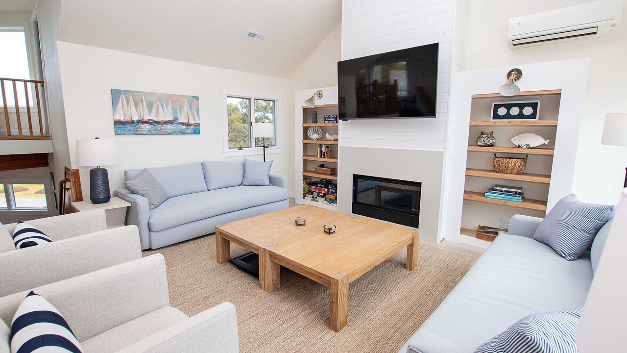 Photo of Livingroom in Monteray Shores