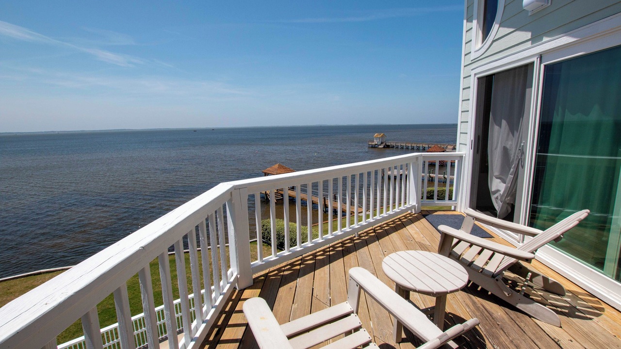 Photo of Patio Balcony in Monteray Shores