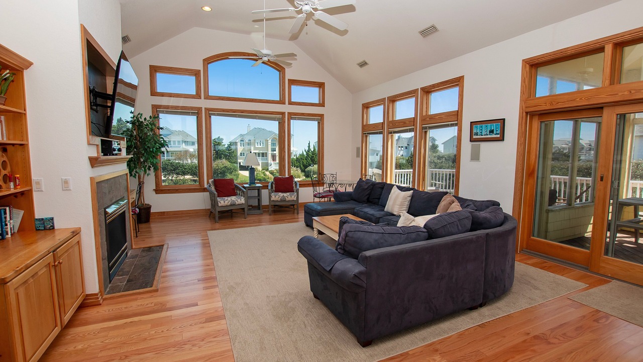 Photo of Livingroom in Pine Island