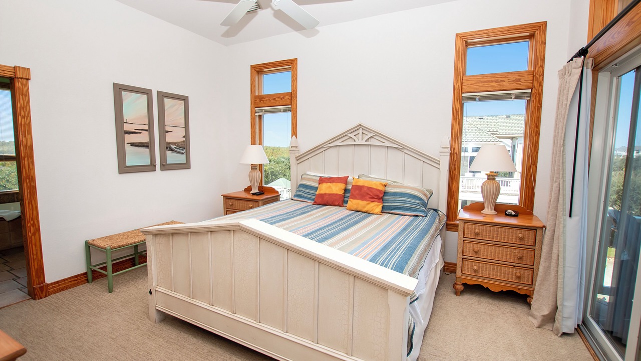 Photo of Bedroom in Pine Island