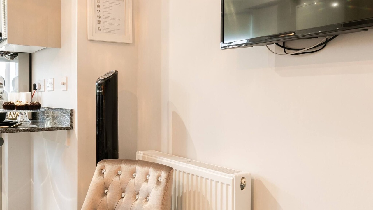 Photo of Others in Reading