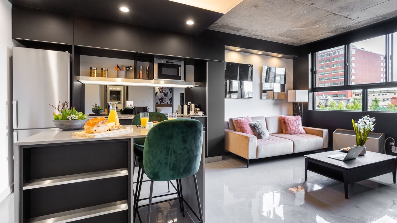 Photo of Livingroom in Shaughnessy Village