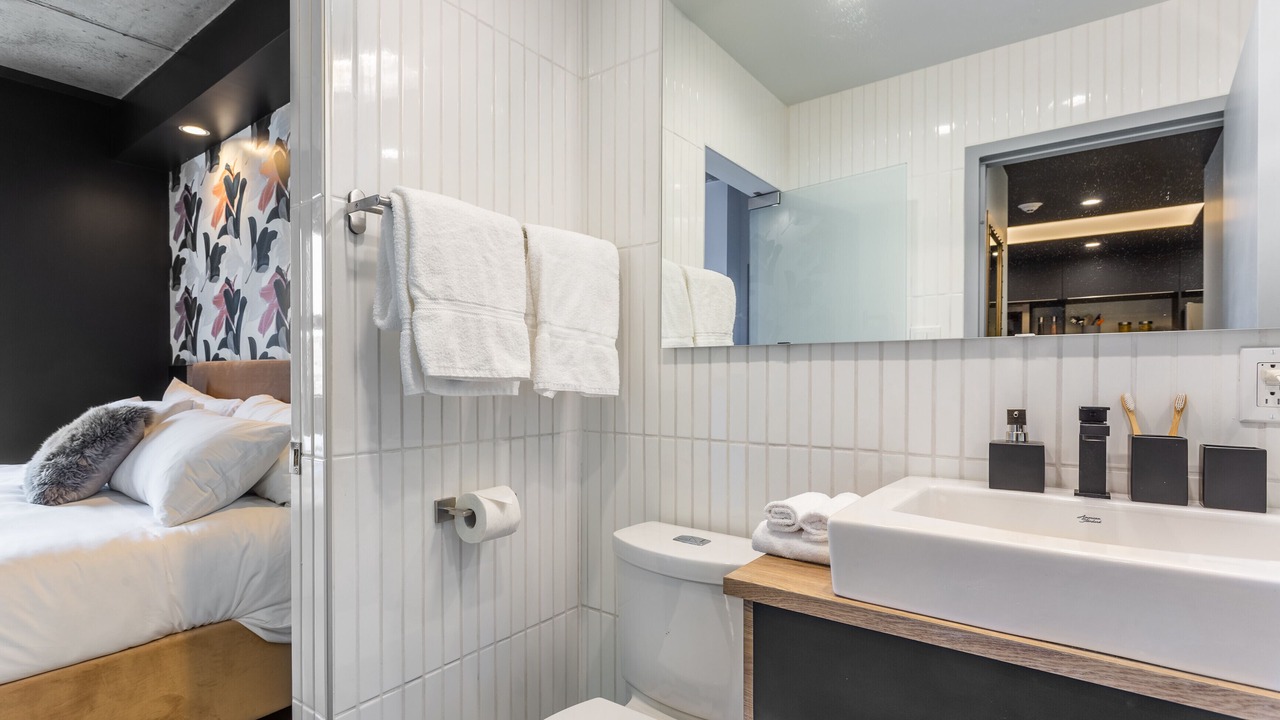 Photo of Bathroom in Shaughnessy Village
