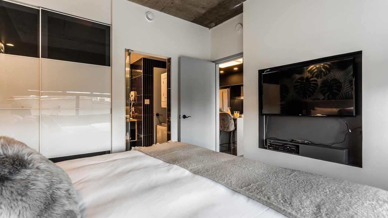 Photo of Bedroom in Shaughnessy Village