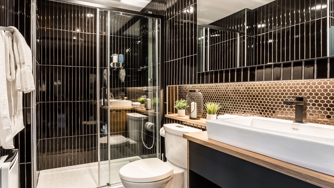 Photo of Bathroom in Shaughnessy Village