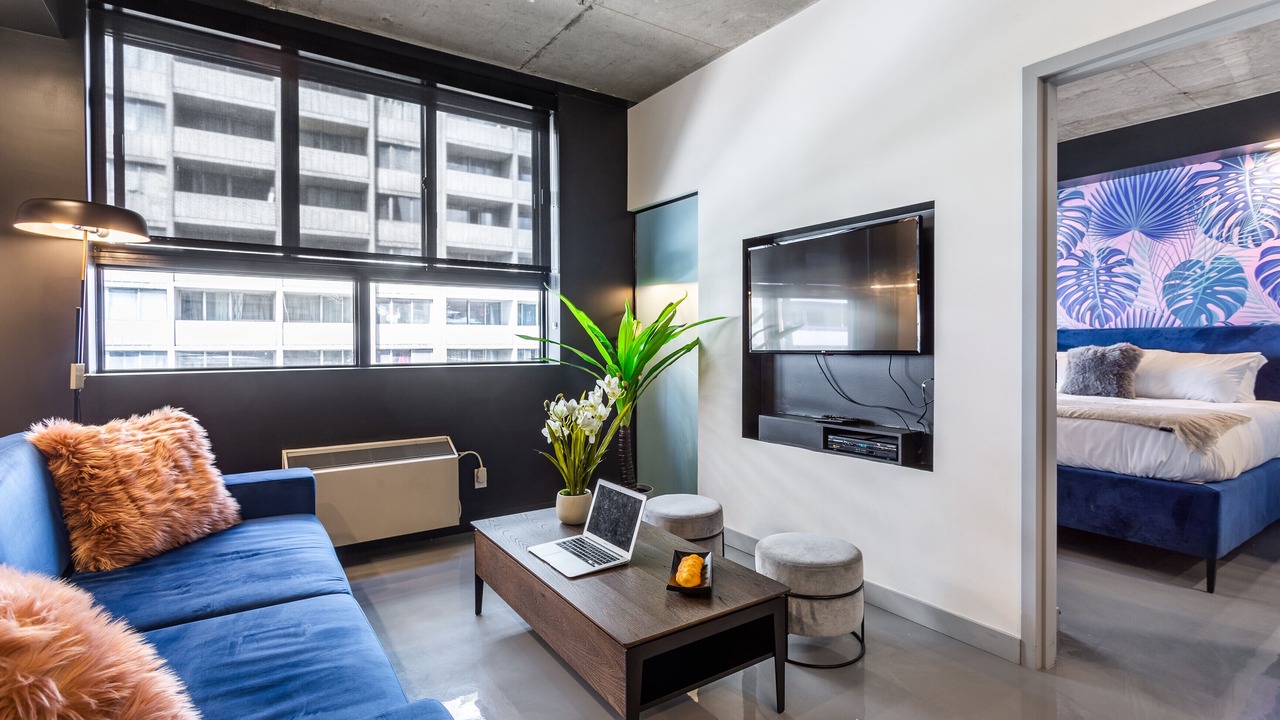 Photo of Livingroom in Shaughnessy Village