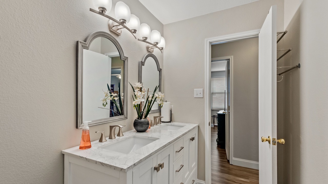 Photo of Bathroom in Frisco