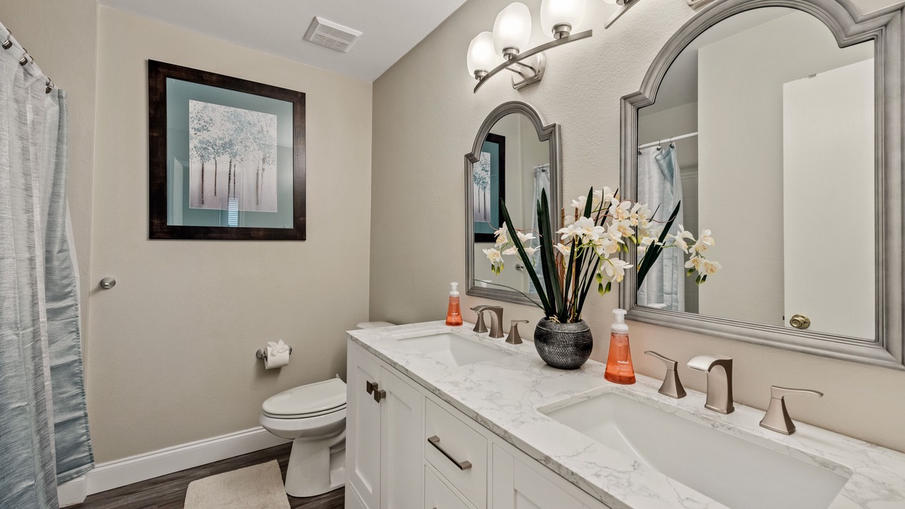 Photo of Bathroom in Frisco