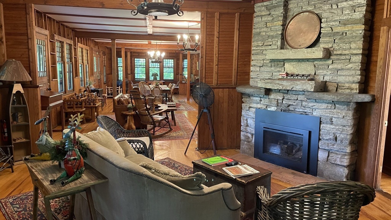 Photo of Others in Elizabethtown