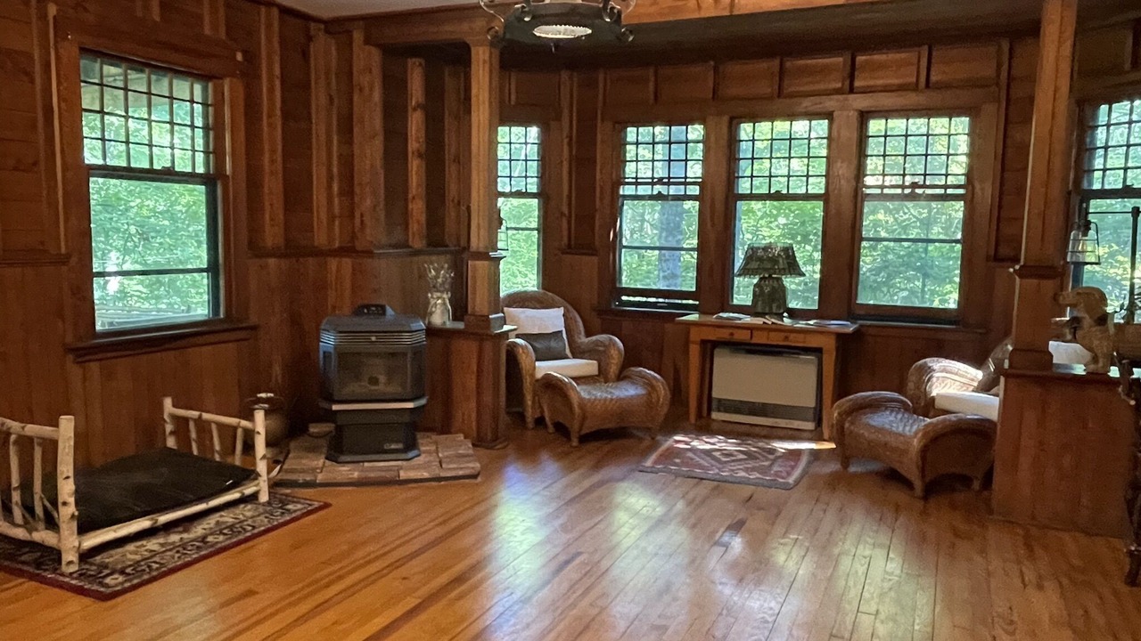 Photo of Others in Elizabethtown