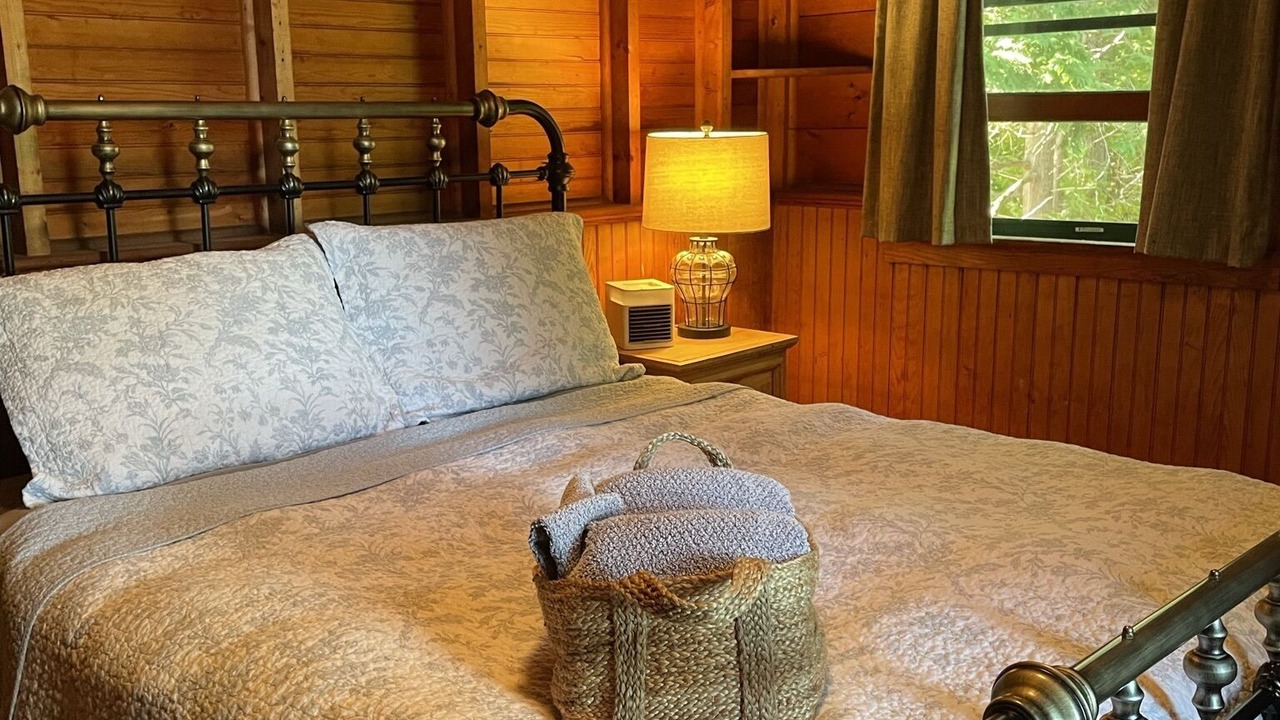 Photo of Bedroom in Elizabethtown