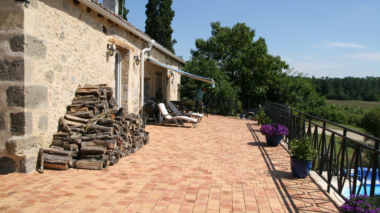 Photo of Patio Balcony in Moncrabeau