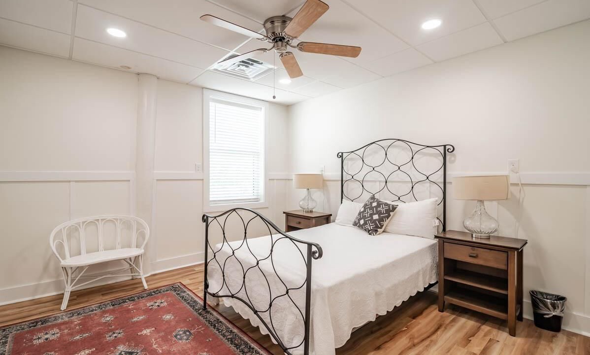 Photo of Bedroom in Debordieu Colony