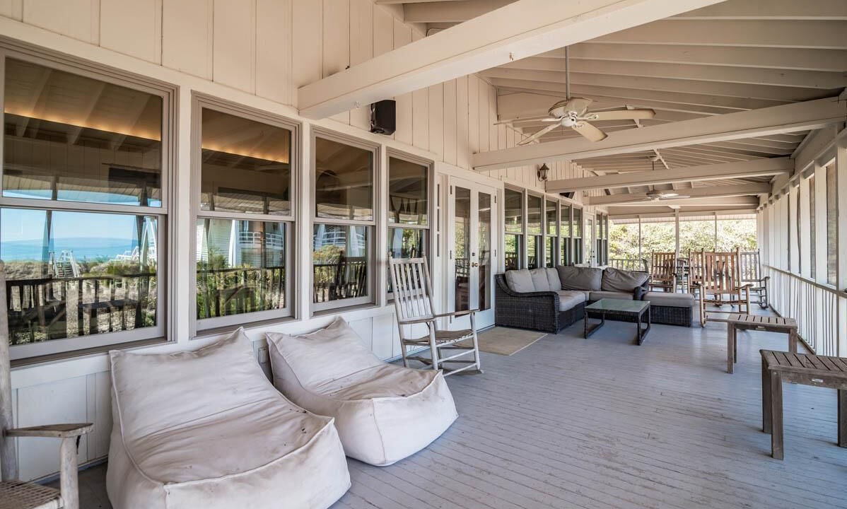 Photo of Patio Balcony in Debordieu Colony