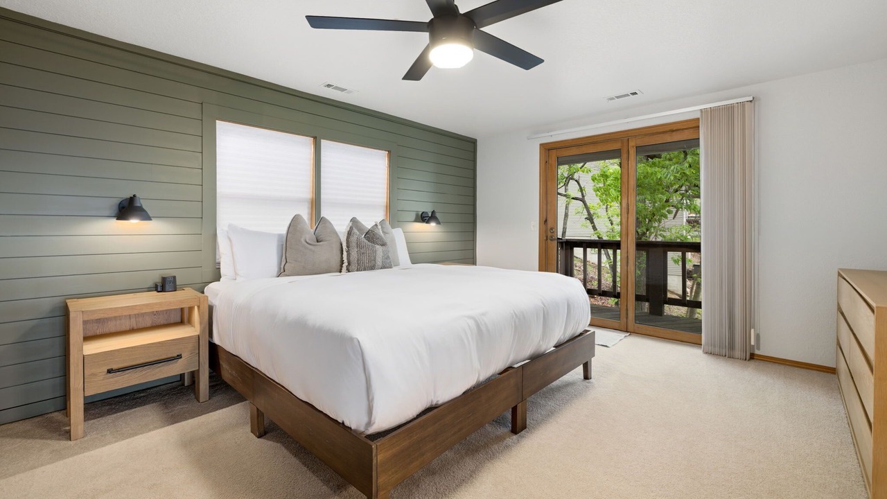 Photo of Bedroom in Lost Bridge Village