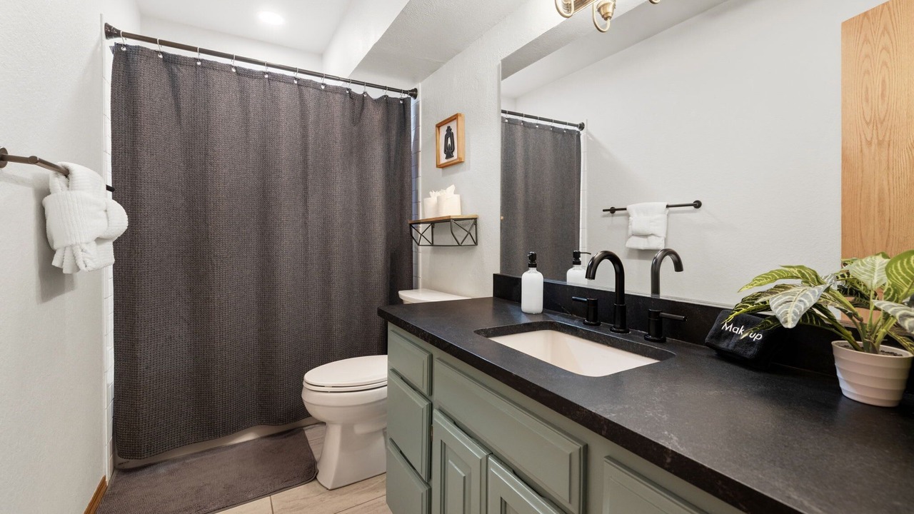 Photo of Bathroom in Lost Bridge Village