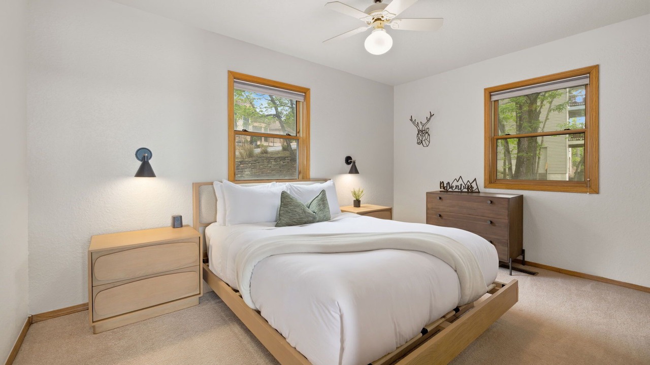 Photo of Bedroom in Lost Bridge Village