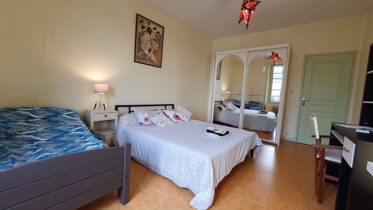 Photo of Bedroom in Redon