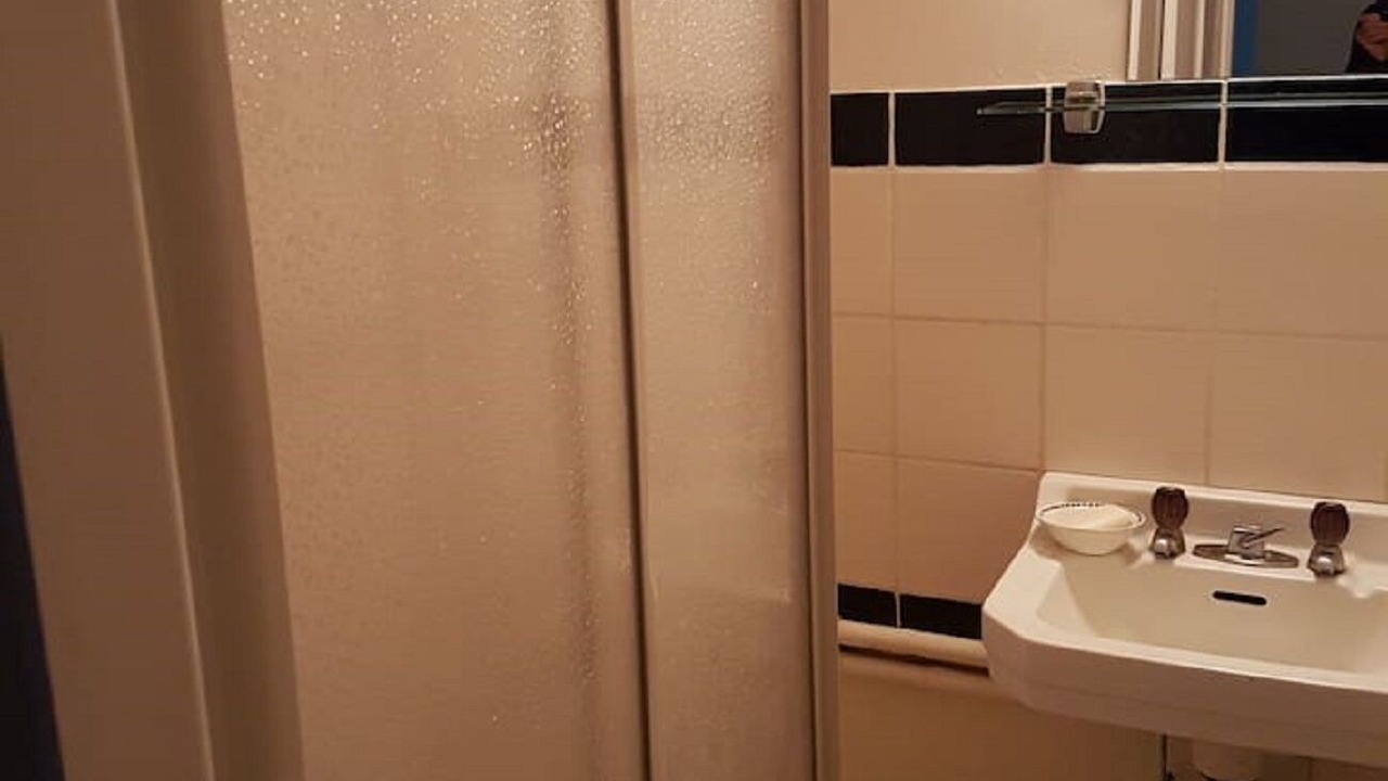 Photo of Bathroom in Saint-Bonnet-Briance