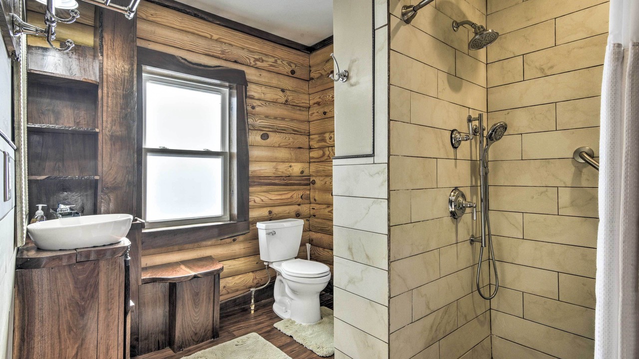 Photo of Bathroom in Pittsville