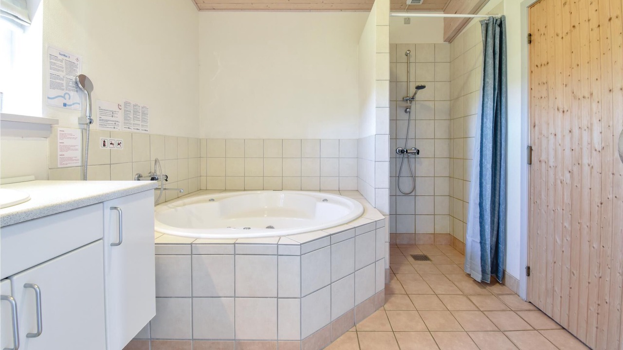 Photo of Bathroom in Faaborg