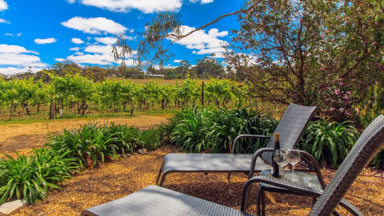 Photo of Outdoor in Stone Well