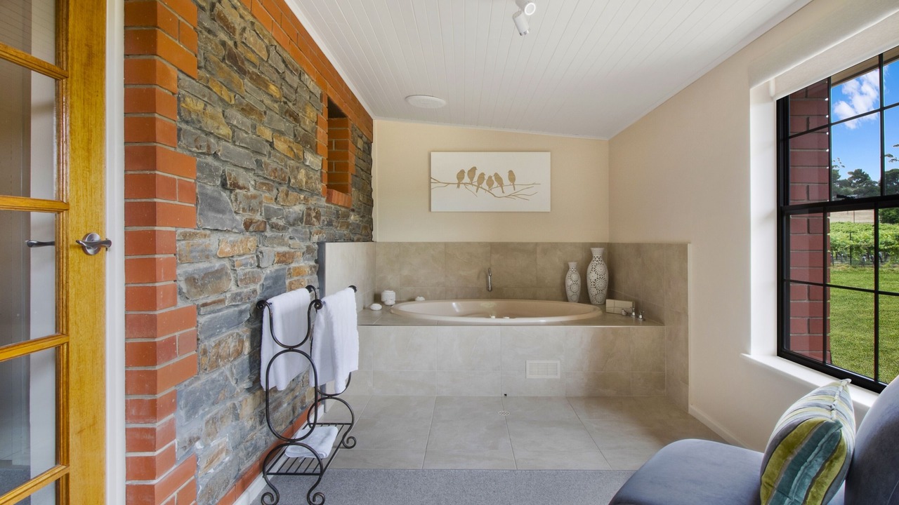 Photo of Bathroom in Stone Well