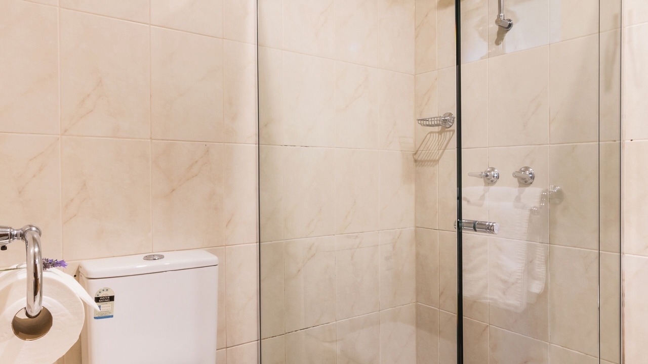 Photo of Bathroom in Stone Well