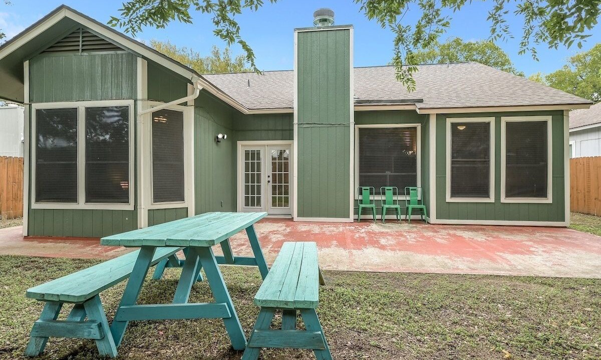Photo of Outdoor in Wells Branch