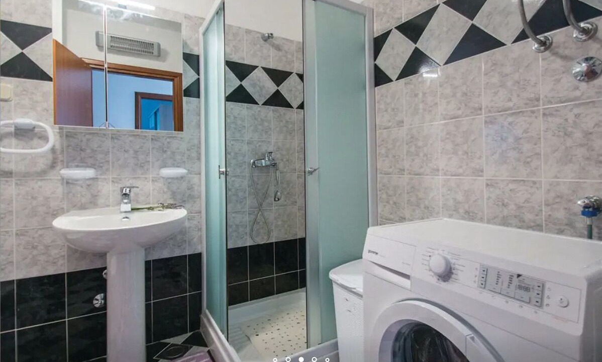Photo of Bathroom in Bartici
