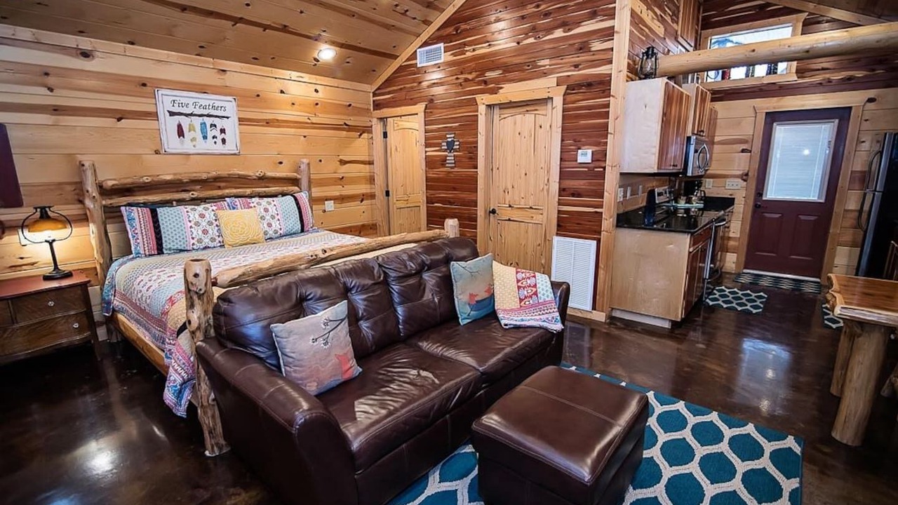 Photo of Livingroom in Hochatown