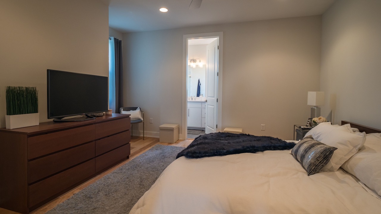 Photo of Bedroom in Montopolis