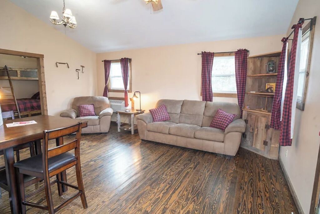 Photo of Livingroom in Attica