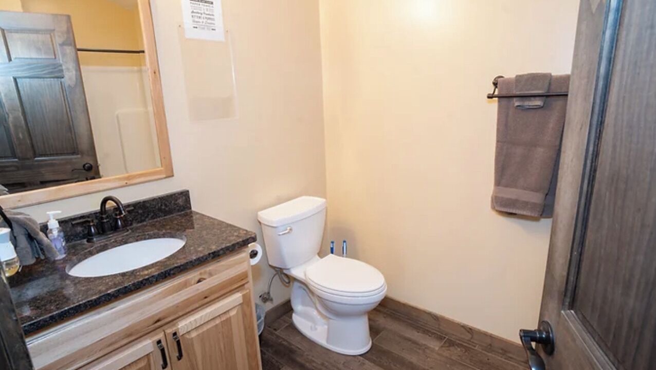 Photo of Bathroom in Attica