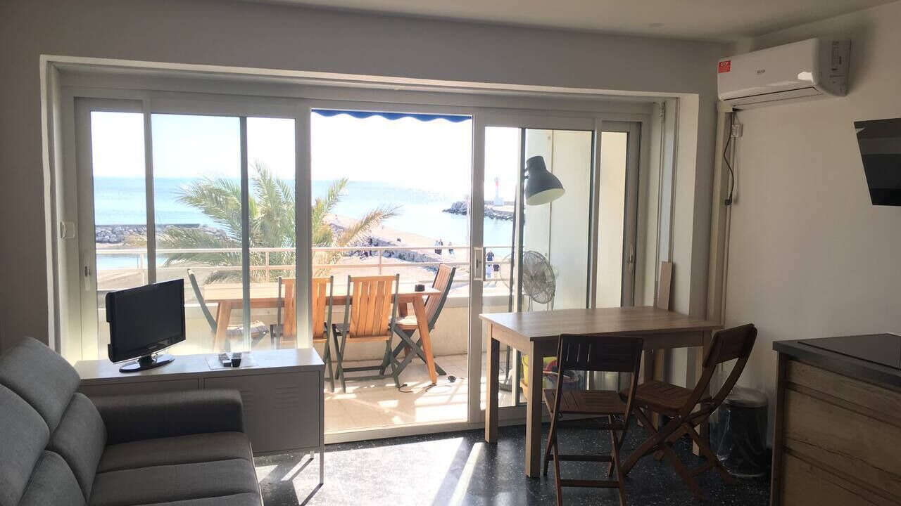 Photo of Livingroom in Le Grau-Du-Roi