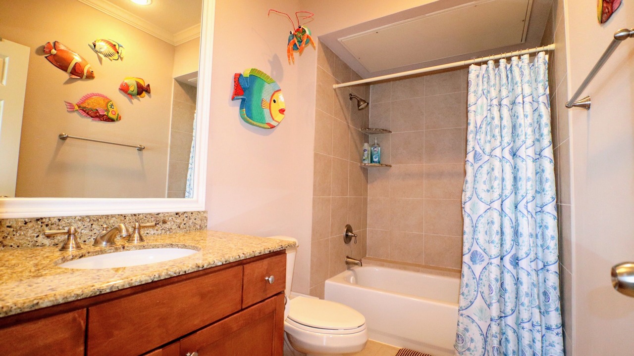 Photo of Bathroom in Galveston