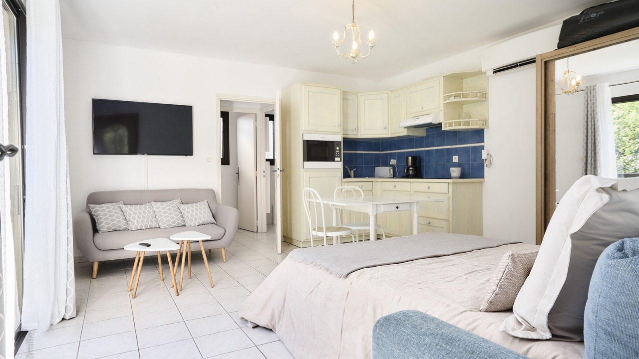 Photo of Bedroom in Valescure