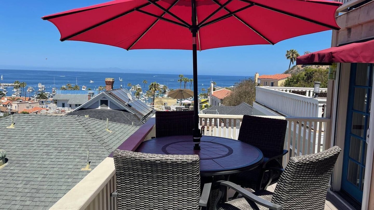 Photo of Outdoor in Avalon