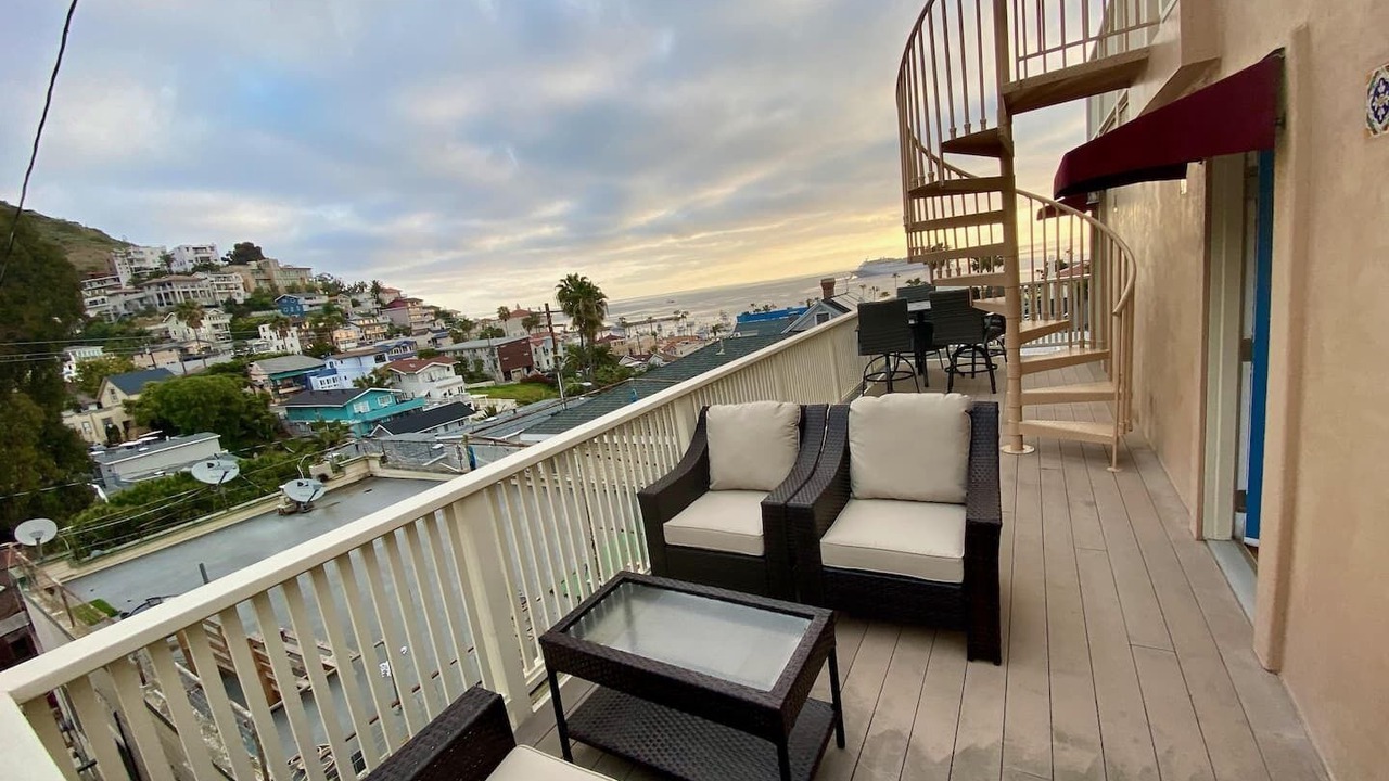 Photo of Outdoor in Avalon