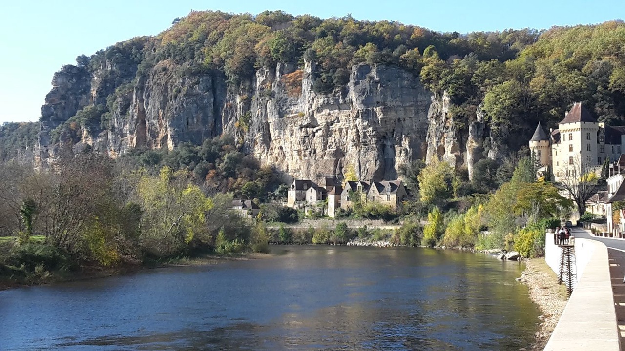 Photo of Others in Lanquais