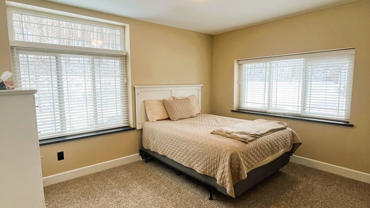 Photo of Bedroom in Logan