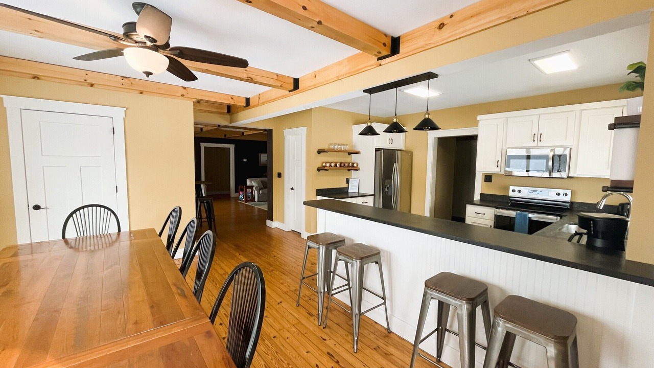 Photo of Others in Logan