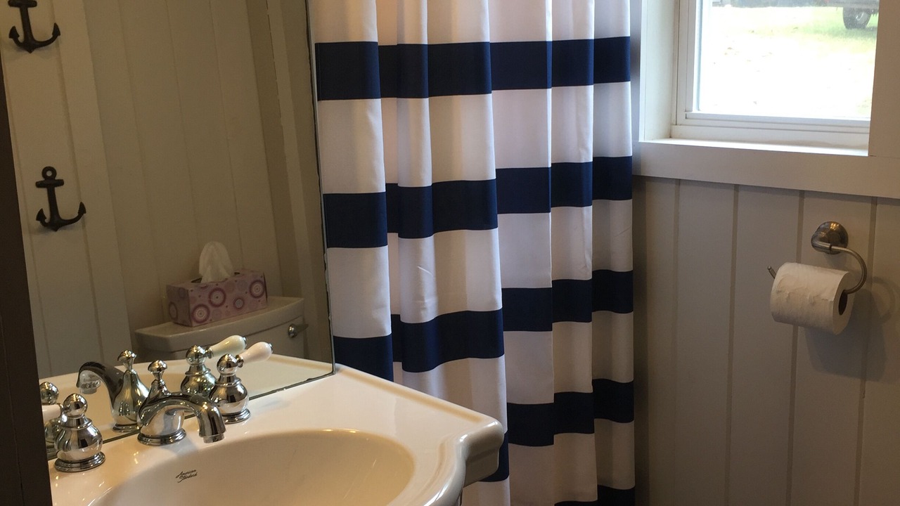 Photo of Bathroom in Wellesley Island