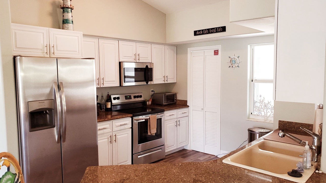 Photo of Kitchen in Key Colony Beach