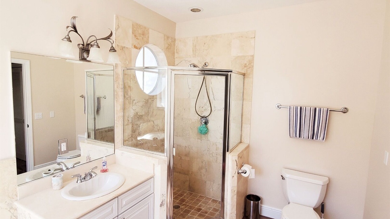 Photo of Bathroom in Key Colony Beach