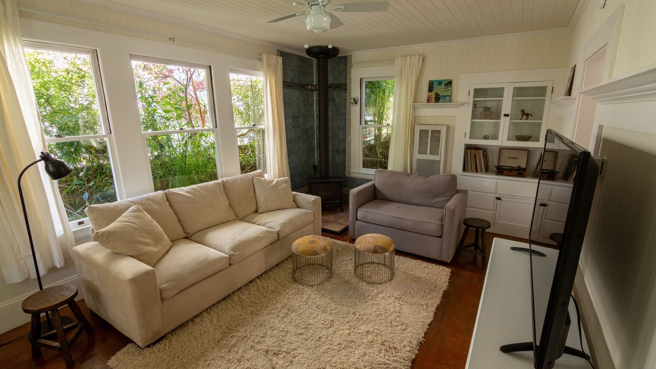 Photo of Livingroom in Bolinas